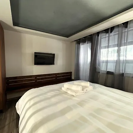 Redwood Suite, Wooden Appartement *